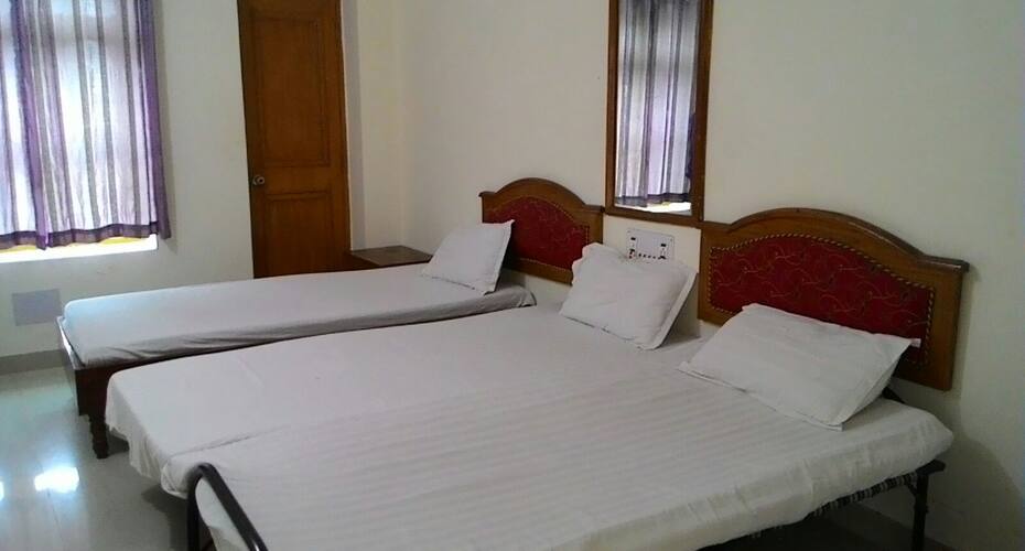 Hotel Laxmi International, Bodhgaya 5